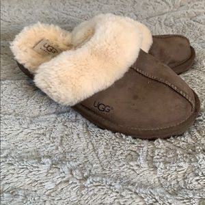 UGG Australia Loafers.